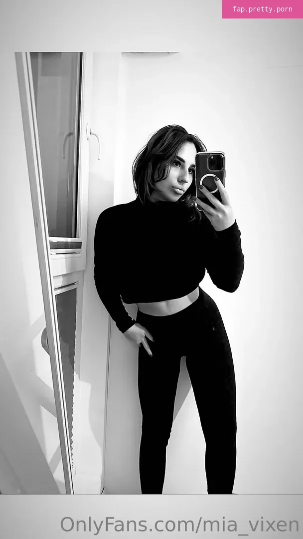 mia_vixen - Photo #32