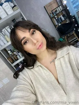 mia_vixen content