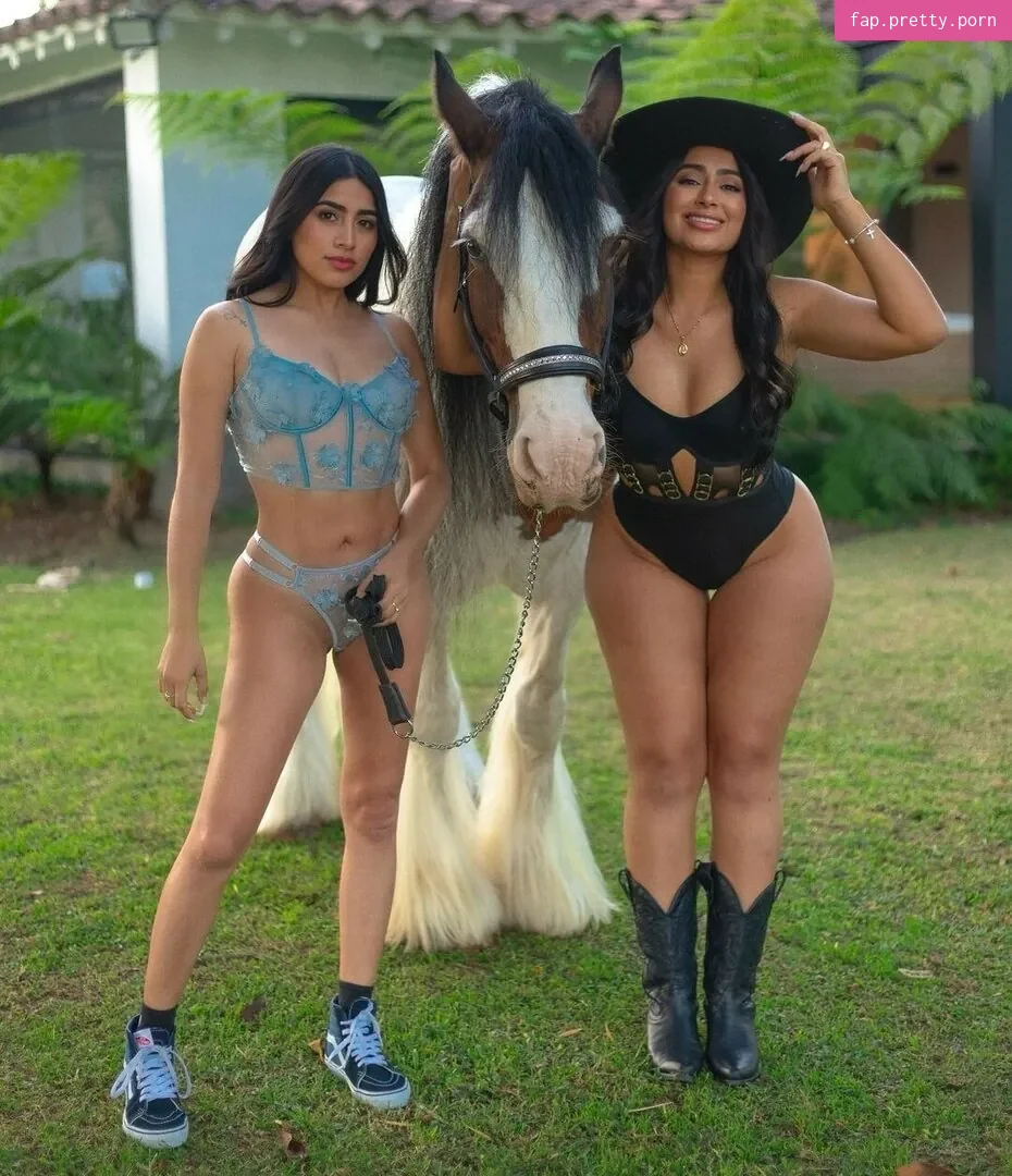 Monica Vallejo - Photo #27