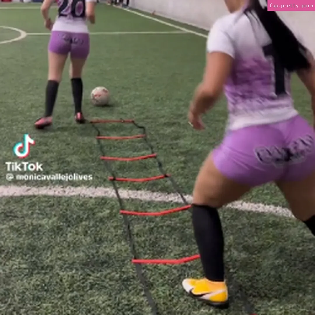 Monica Vallejo - Photo #44