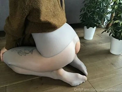 Naturefeetart content