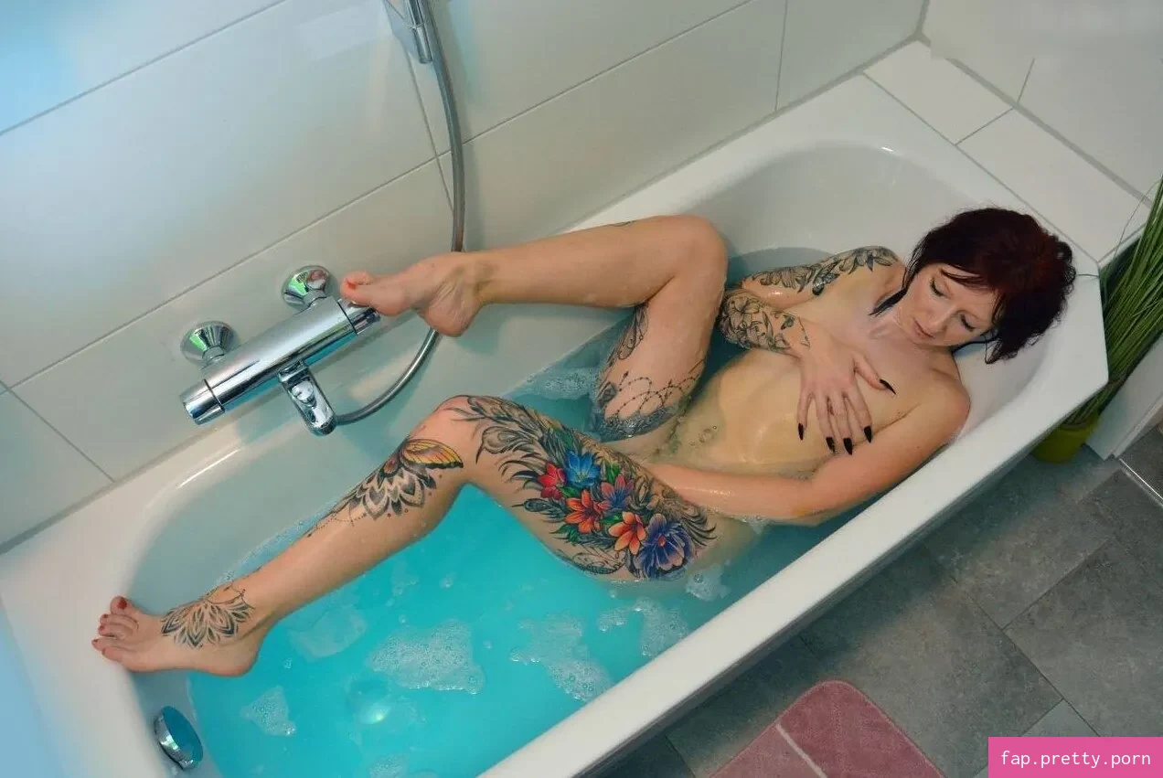 Nicole Anna - Photo #44