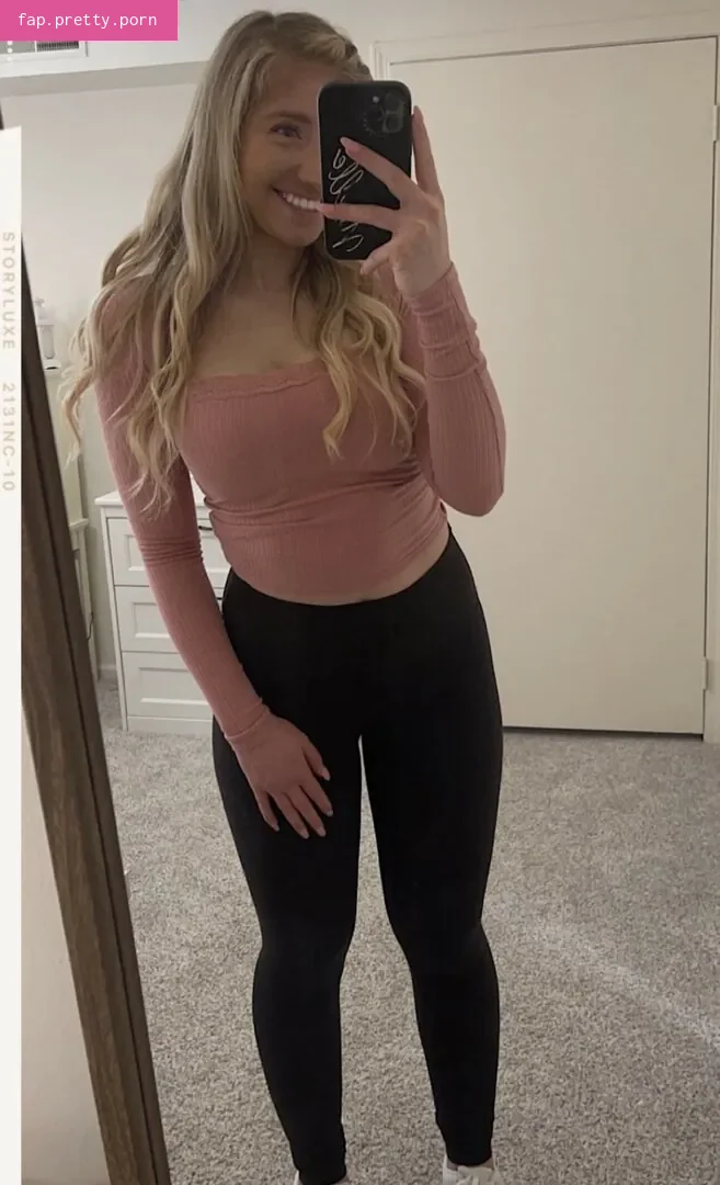 Noelle Asker - Photo #04