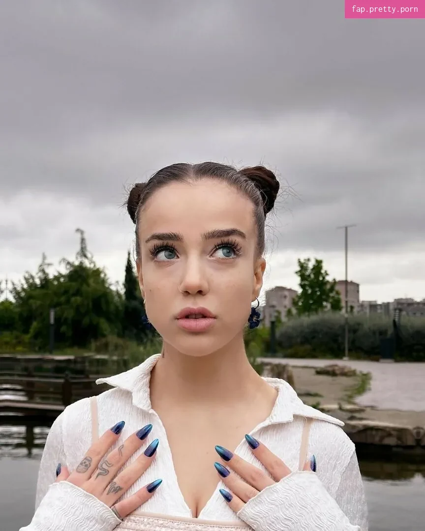 Nurseli Aksoy - Photo #13