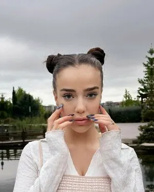 Nurseli Aksoy content