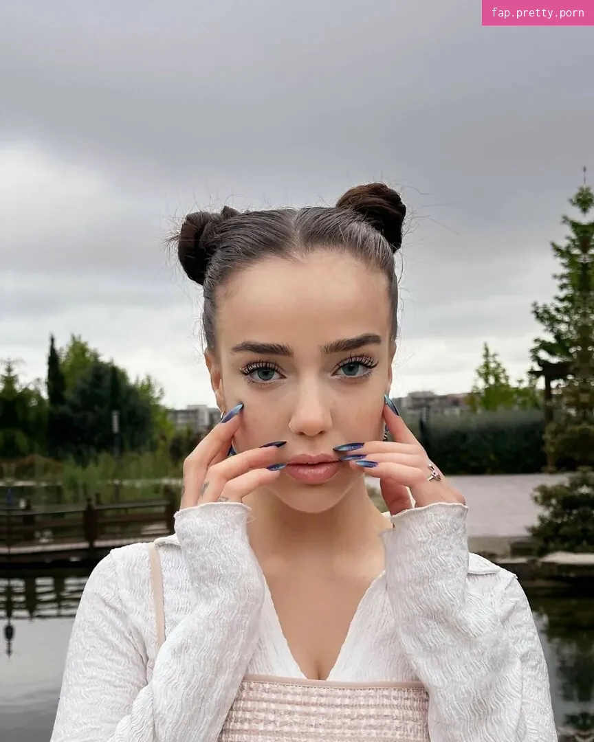 Nurseli Aksoy - Photo #14