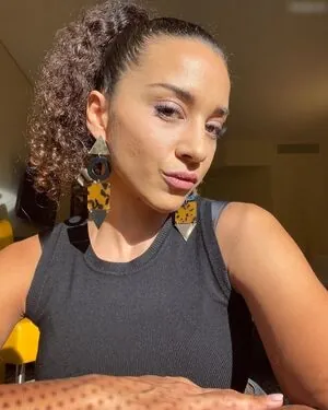 Nadja Benaissa content