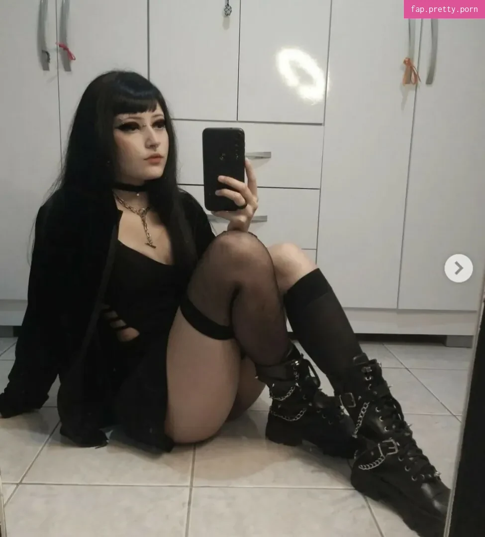 nebulaee_ - Photo #02