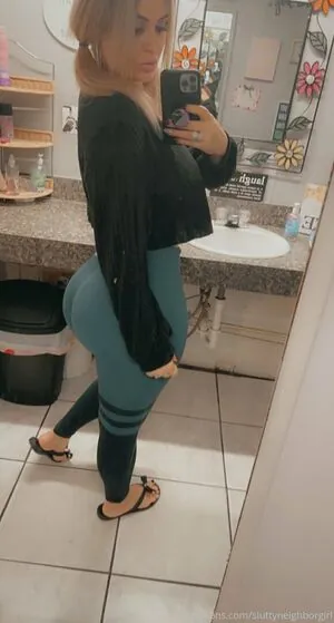 neighborgirlxo content