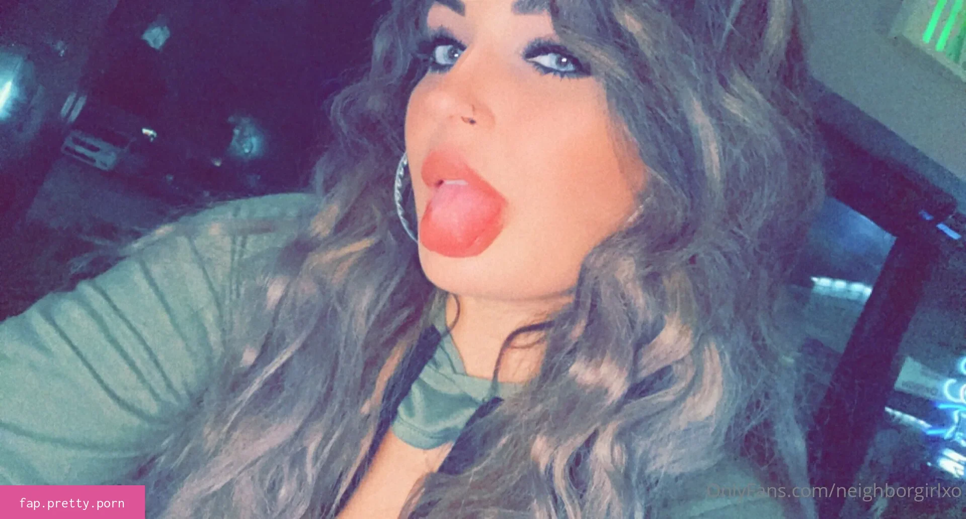 neighborgirlxo - Photo #74