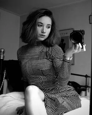 Nina Gademan content