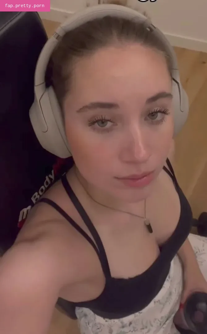 Nina Gademan content