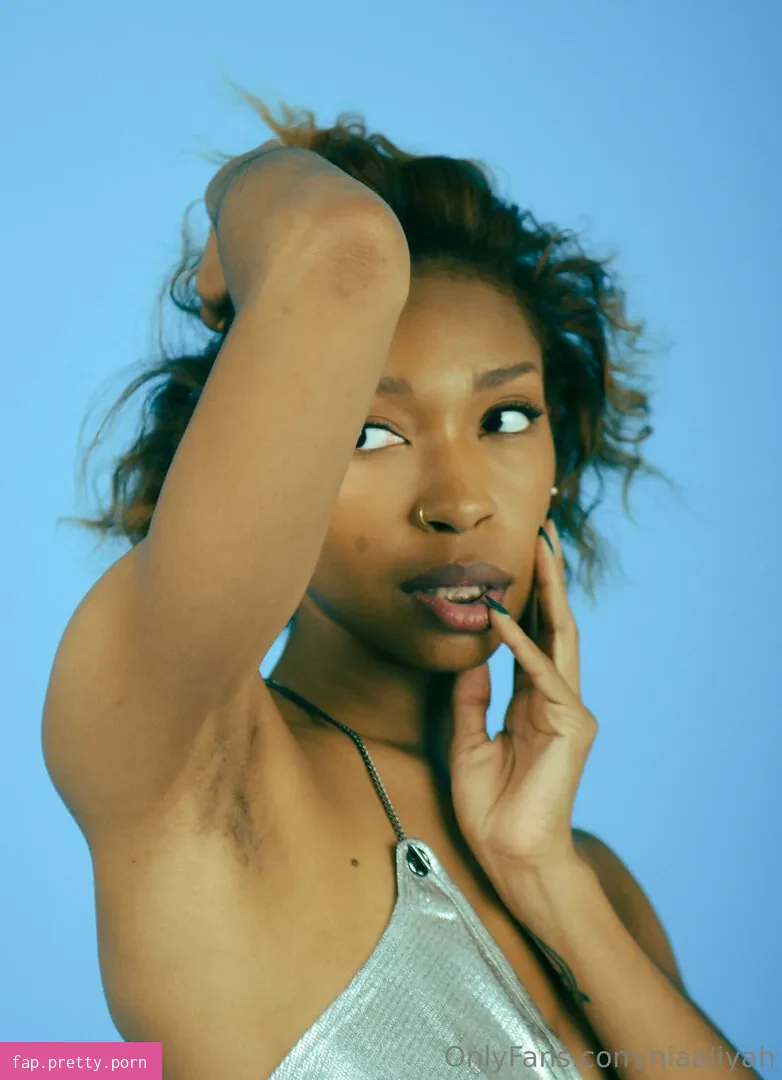 niaaliyah - Photo #25