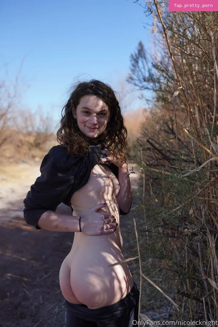 nicolecknight - Photo #29