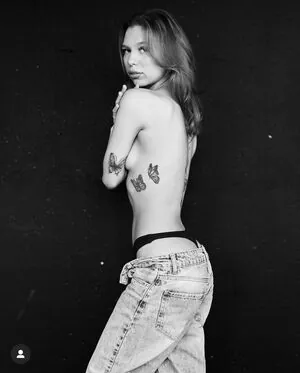 Neea Kuosmanen content