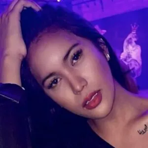 Nikki Lerona