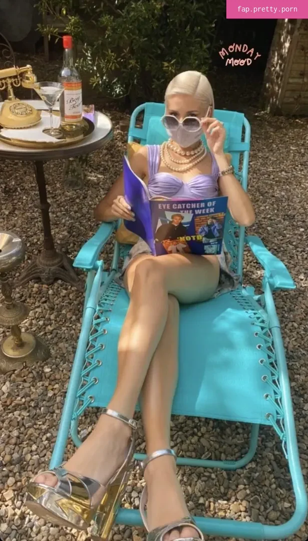 Nina Nesbitt - Photo #12