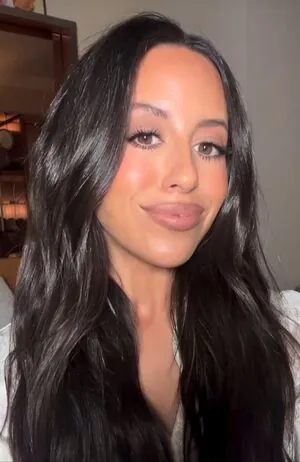 Naz Perez content