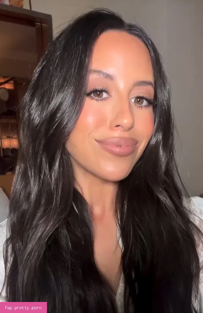 Naz Perez content