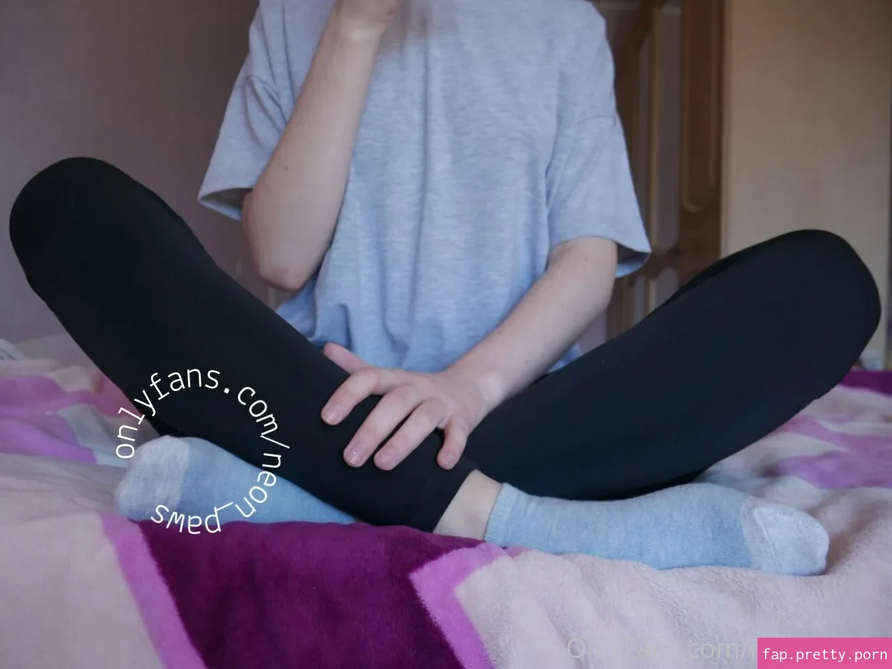 neon_paws - Photo #55