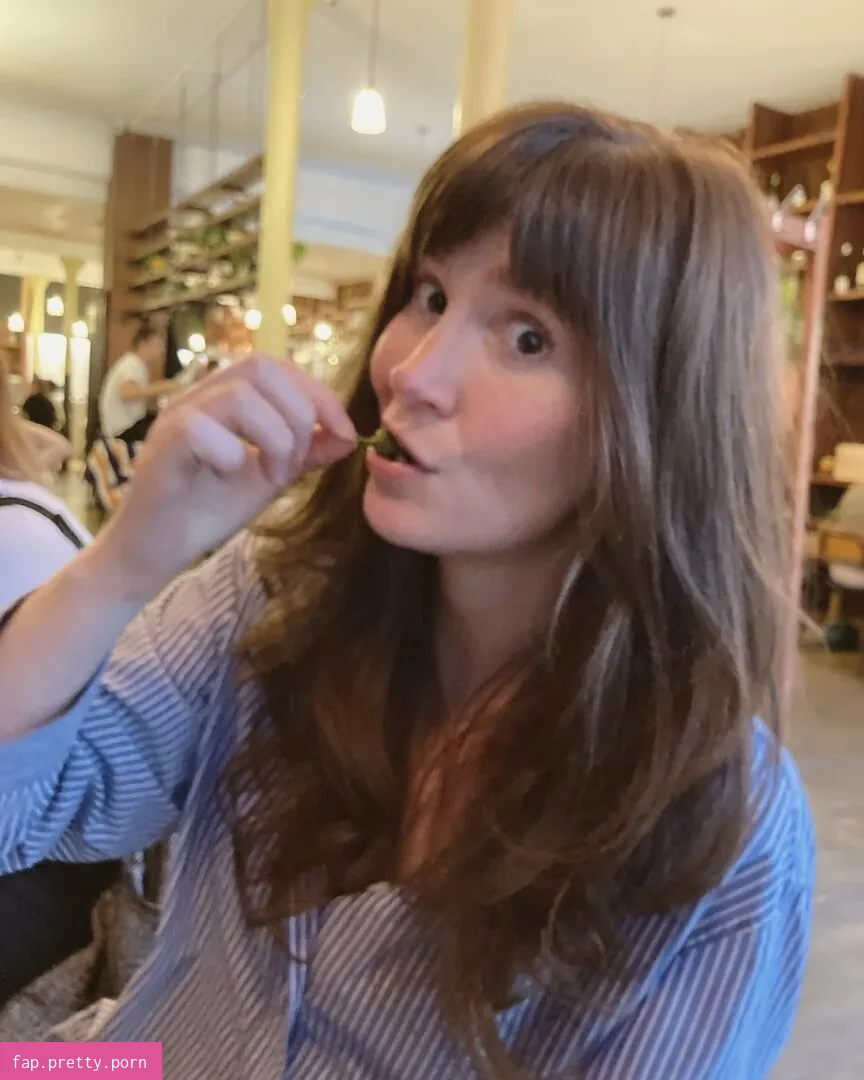 Natasha Raskin-Sharp - Photo #12