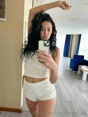 nicole_stn content