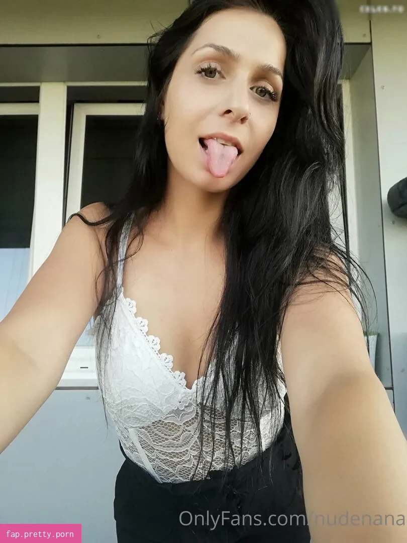 NudeNana - Photo #01