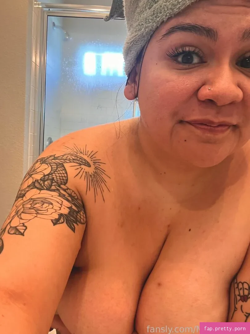 NurseToriVA - Photo #41