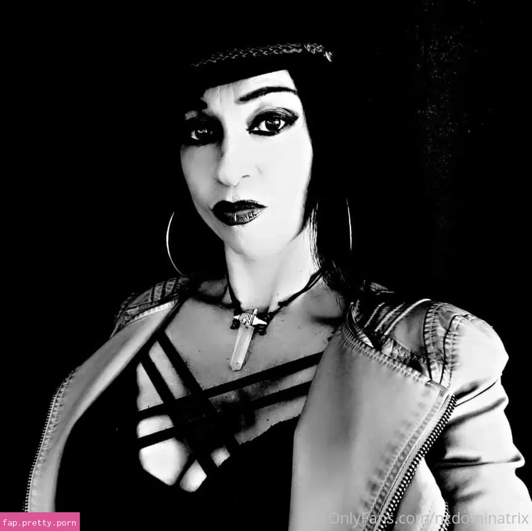 nzdominatrix - Photo #04