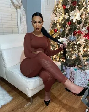 Omaima Benamre content