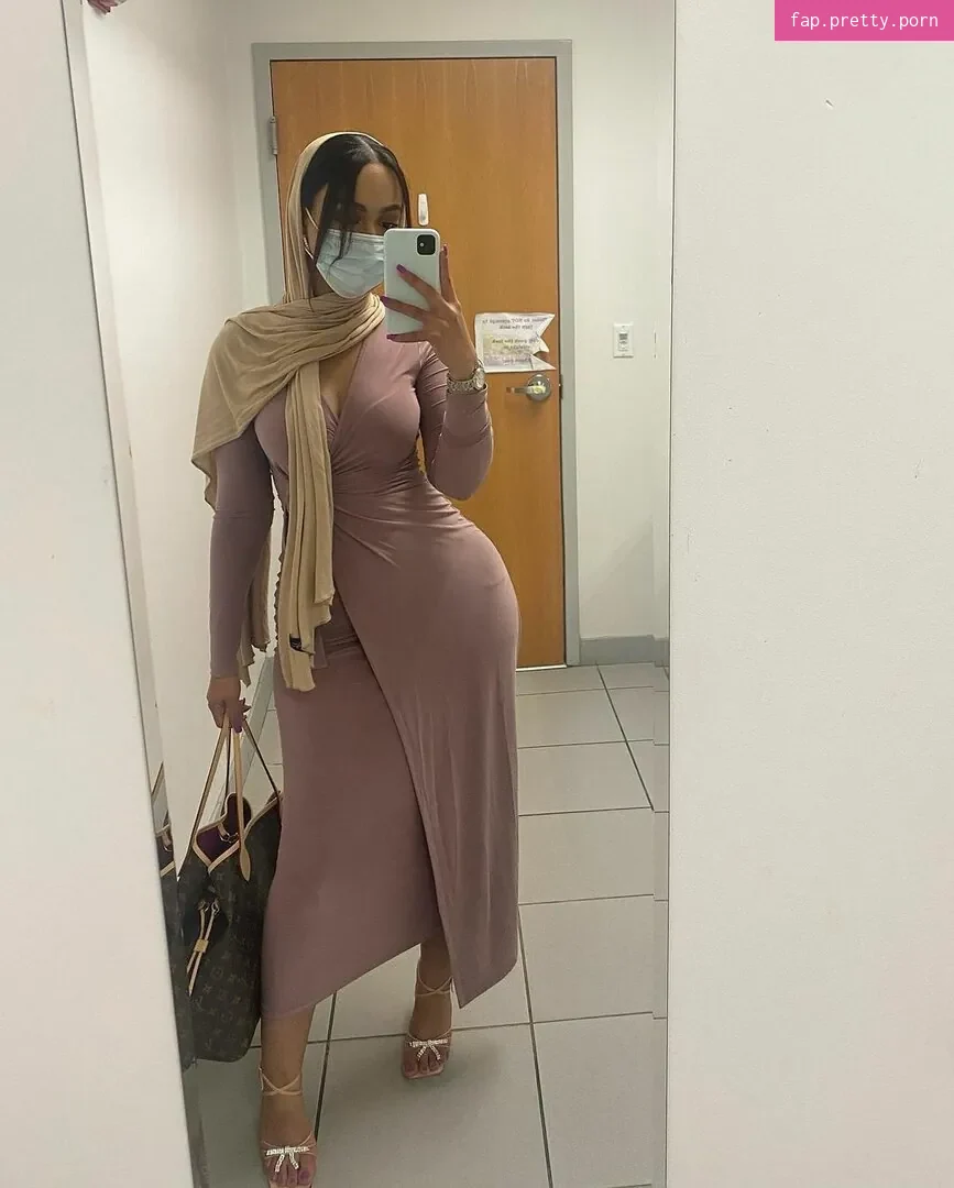 Omaima Benamre - Photo #88