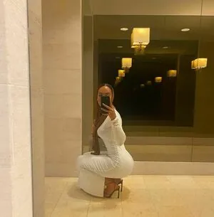 Omaima Benamre content