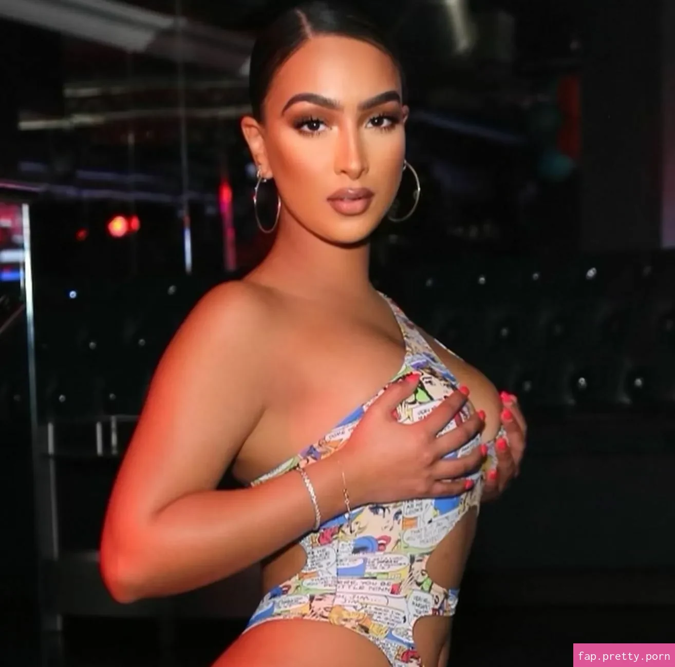 Omaima Benamre - Photo #15