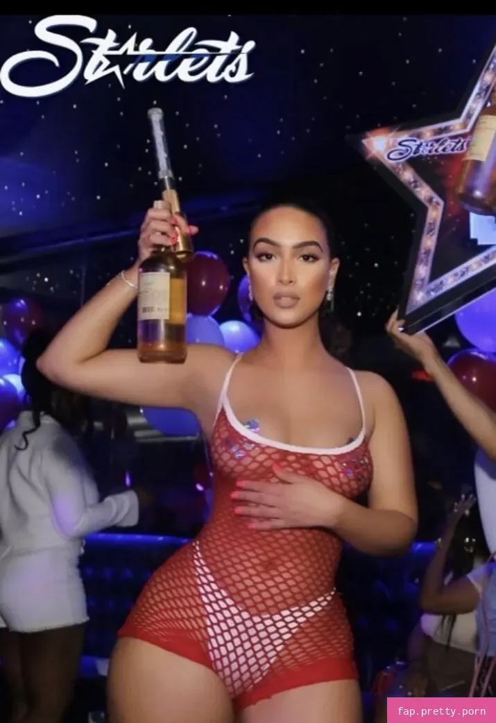 Omaima Benamre - Photo #29