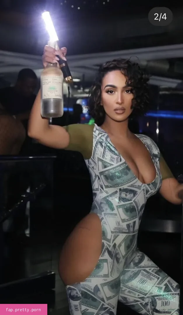 Omaima Benamre - Photo #37