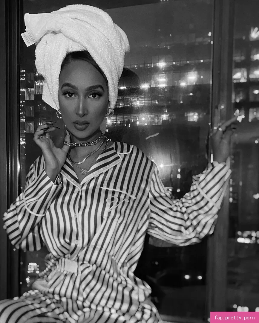 Omaima Benamre - Photo #54