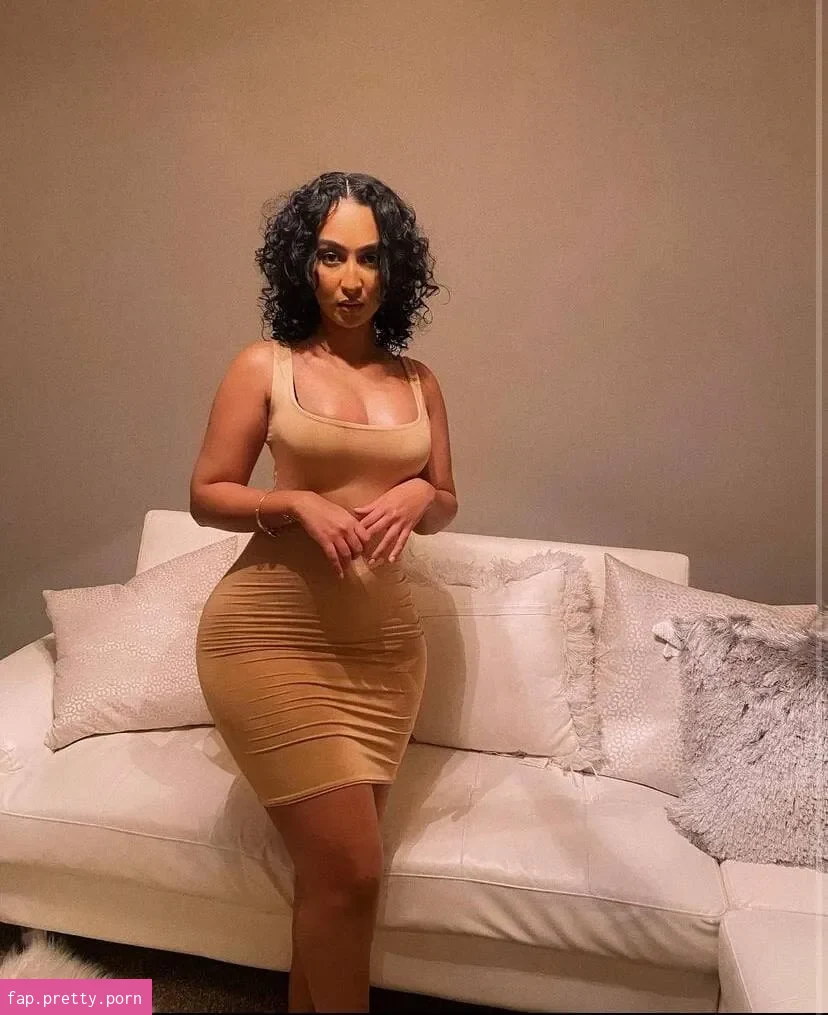 Omaima Benamre - Photo #58