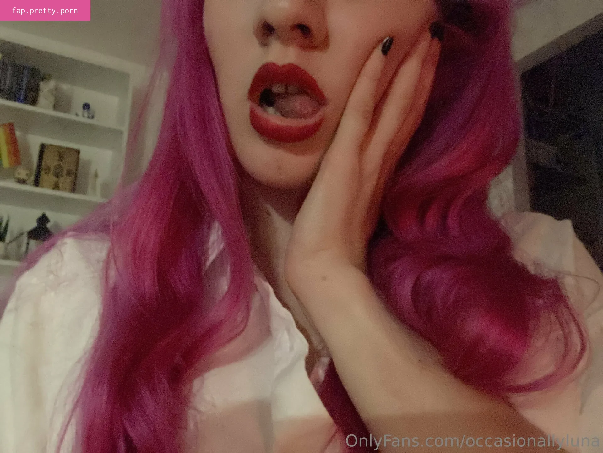 occasionallyluna content