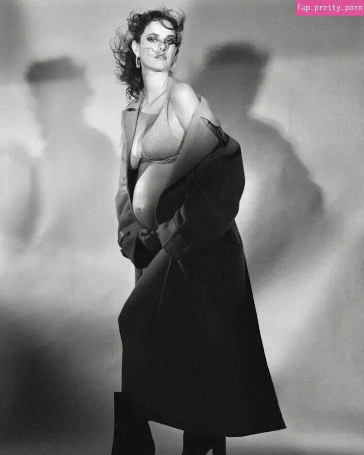 Pregnant Celebs - Photo #95