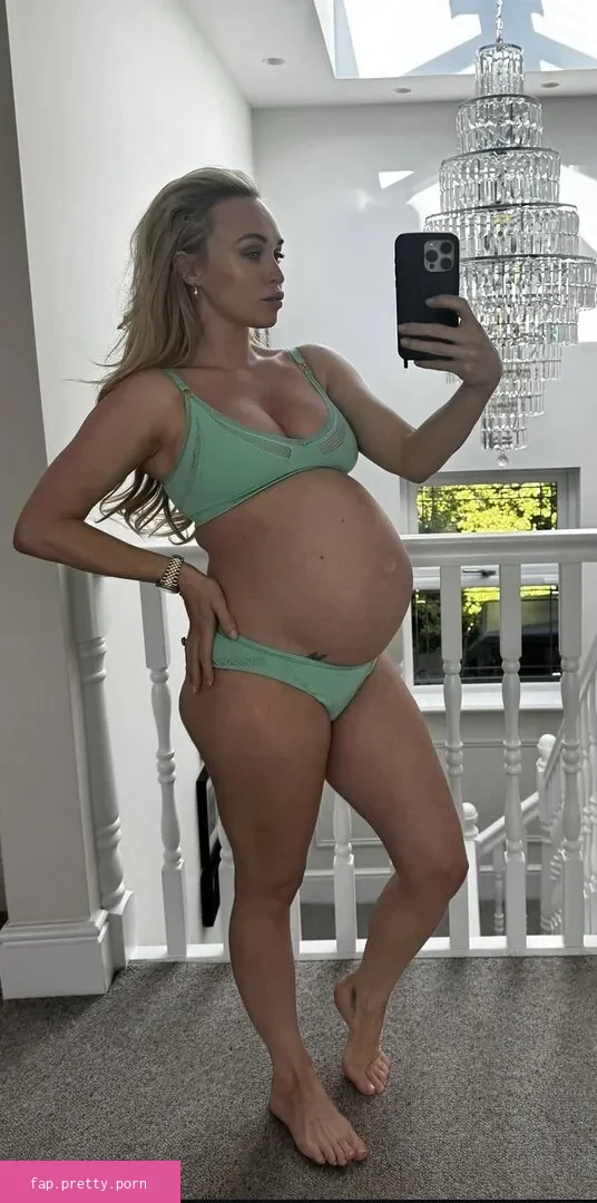 Pregnant Celebs - Photo #04