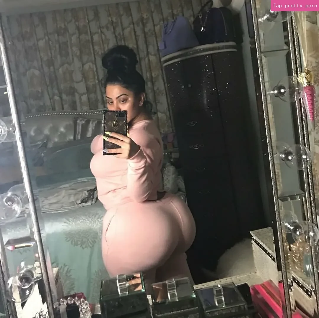 persiaanbaddie1 - Photo #31