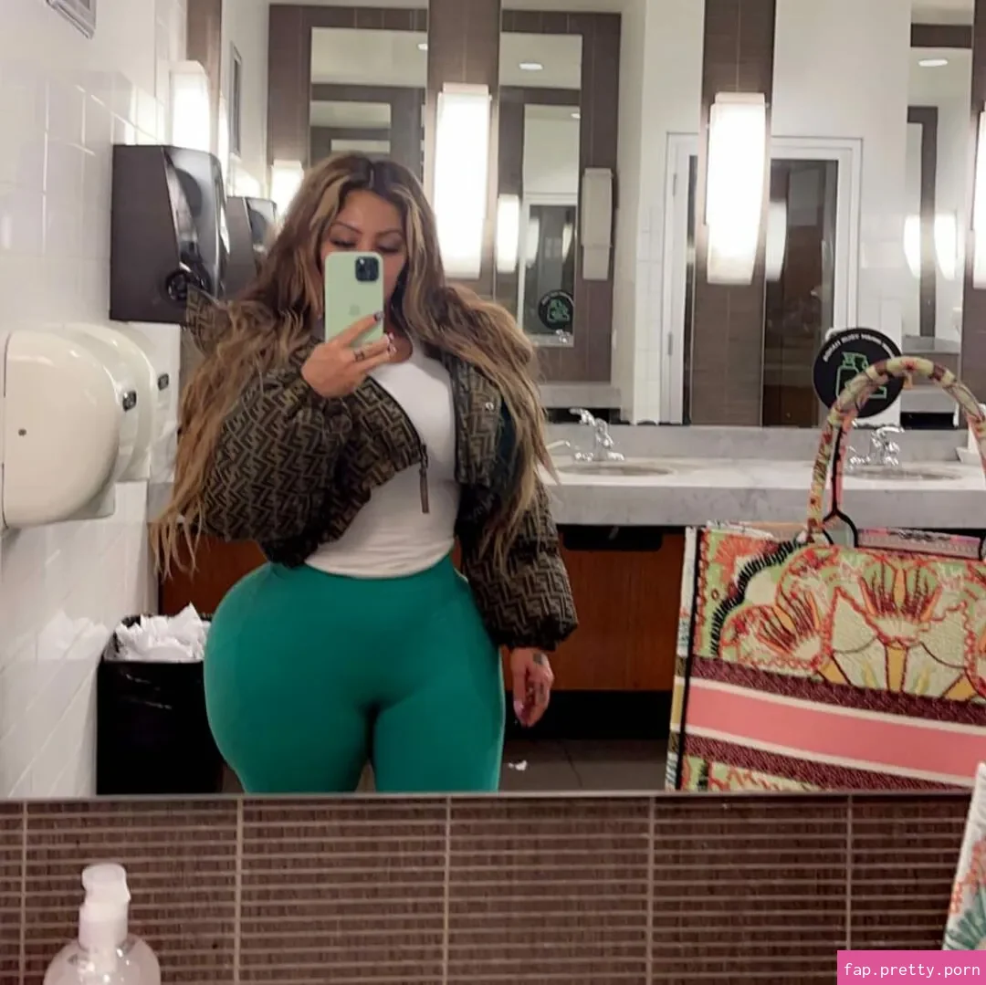 persiaanbaddie1 - Photo #45