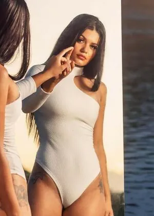 Paula Kamaisaka content