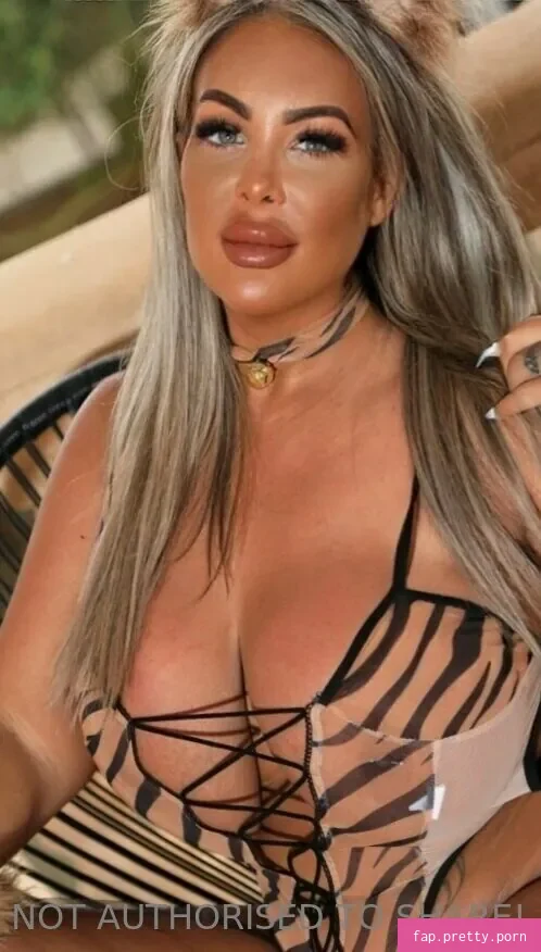 Princess Levi - Photo #53