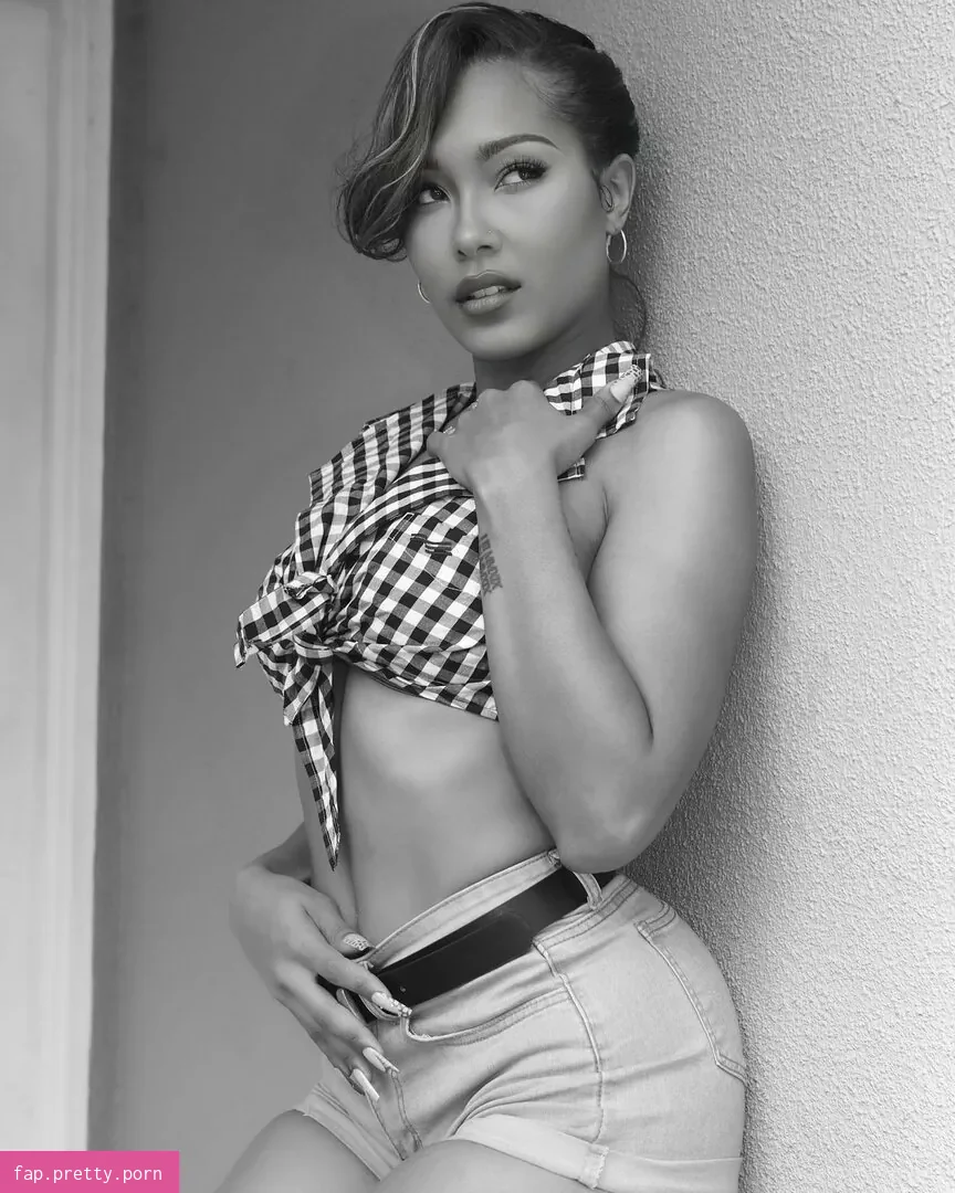 Parker McKenna Posey content