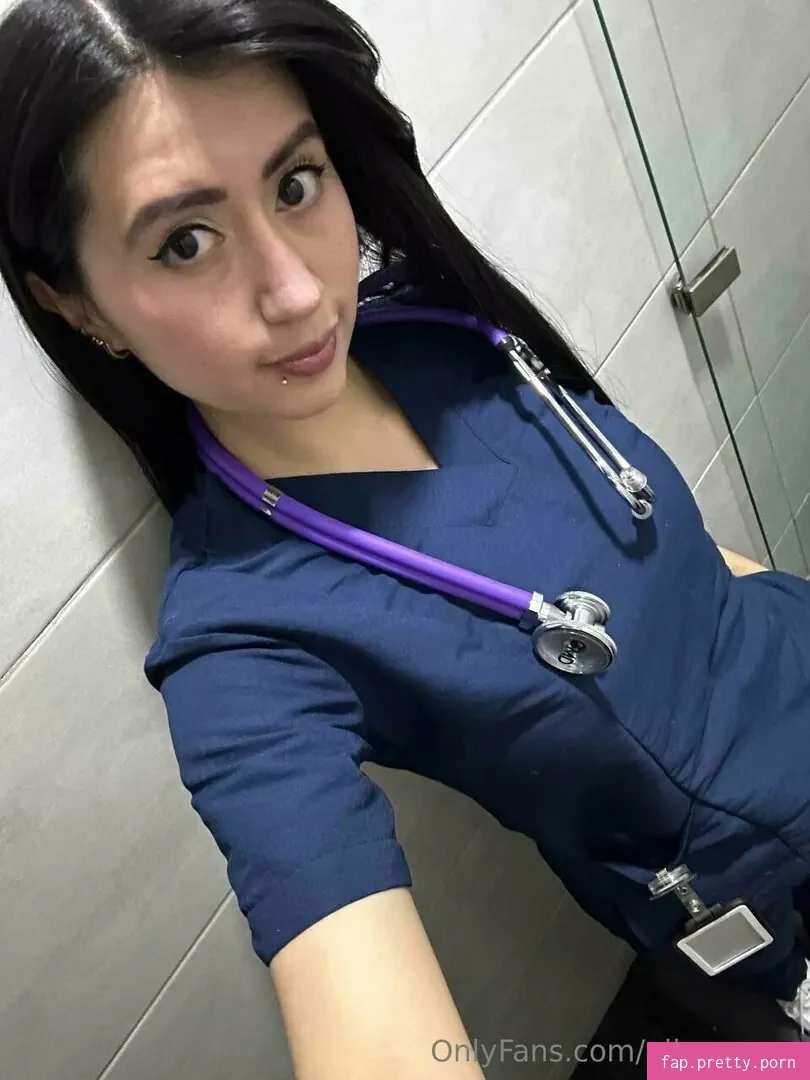 pilar.nurse - Photo #47