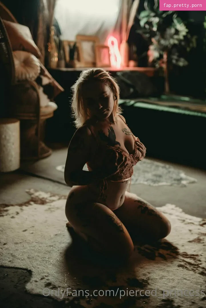 pierced_princess content