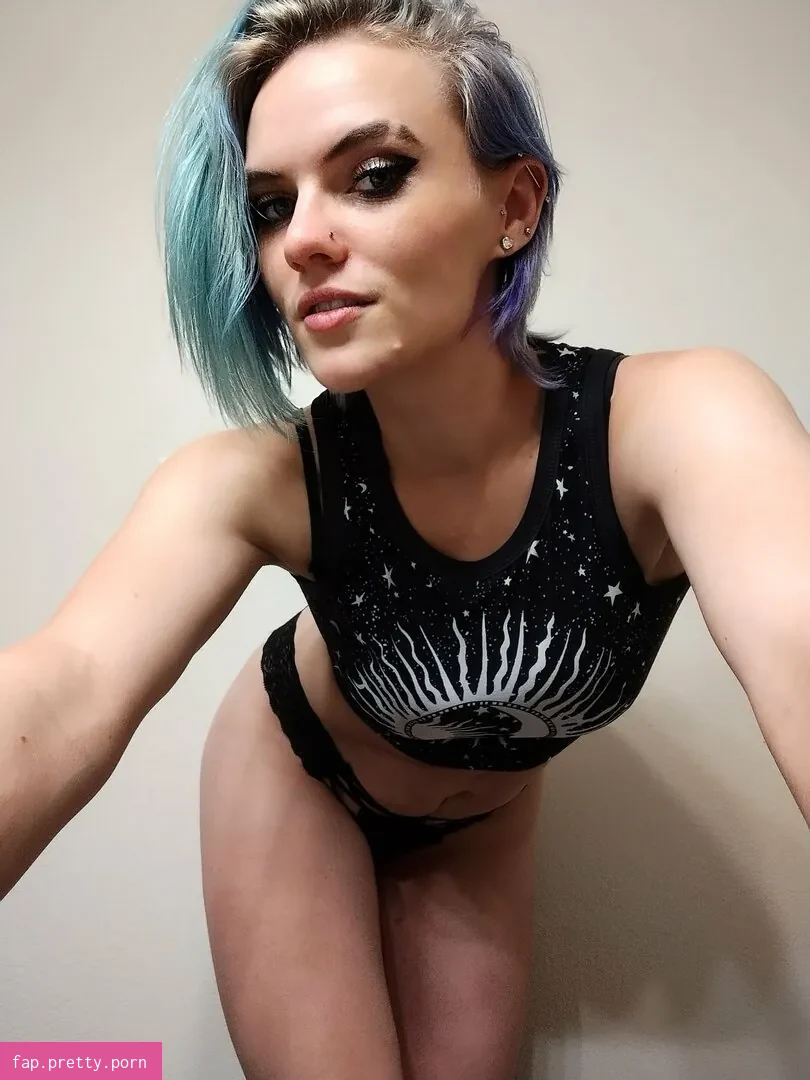 PrimalDelilah content