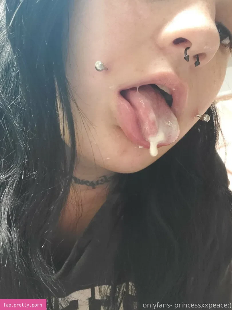 princessxxpeacefree - Photo #27
