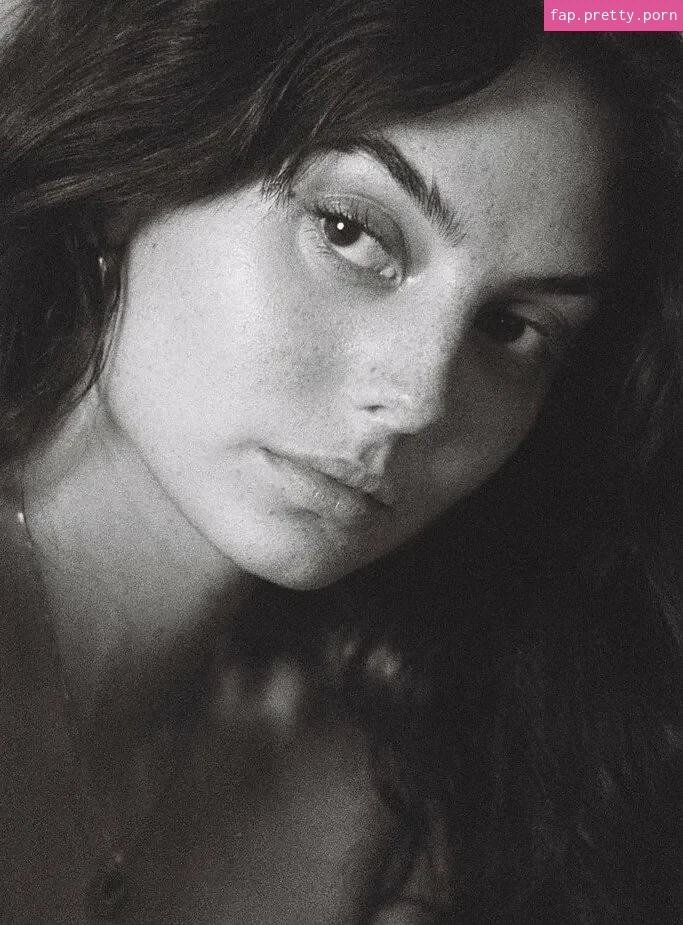 Pardis Saremi - Photo #13